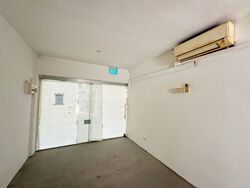 Toa Payoh Central (D12), Shop House #487033751